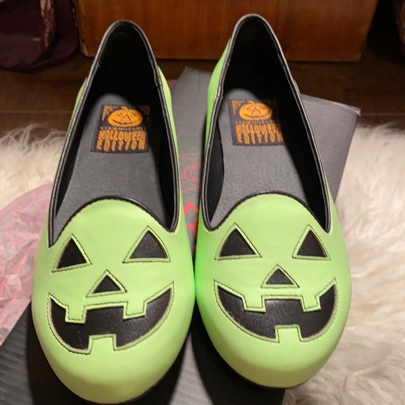 Strangecvlt Shoes - StrangeCvlt Jack O Lantern Flat Size 8